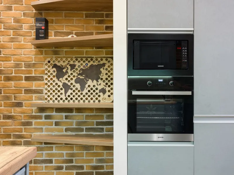 Built-in microwave above an oven